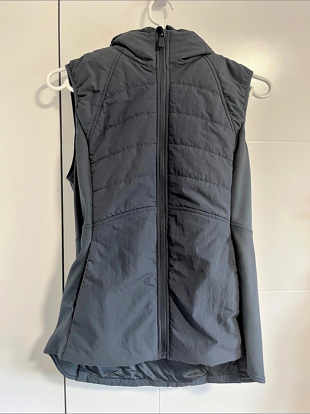 lululemon Another Mile Vest Hooded Puffer Black Size 8